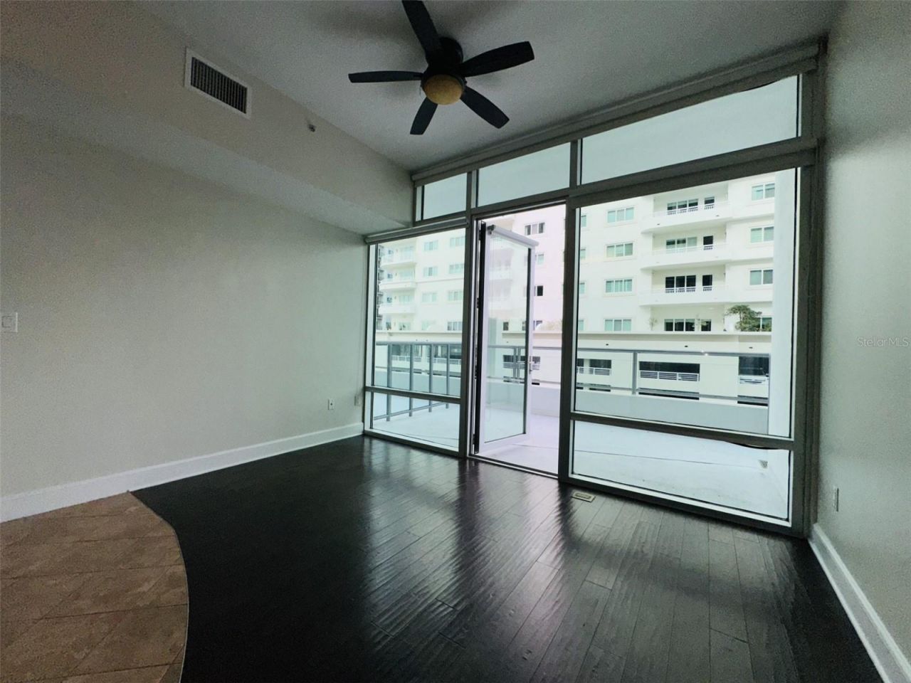 101 S Eola Drive, Unit 518, Orlando, FL 32801 Photo