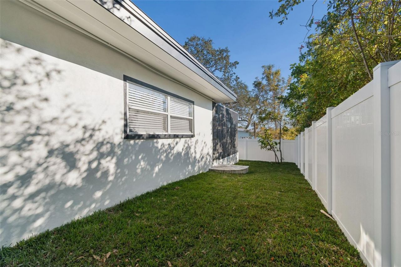 224 Timberlane Drive, Palm Harbor, FL 34683 Photo