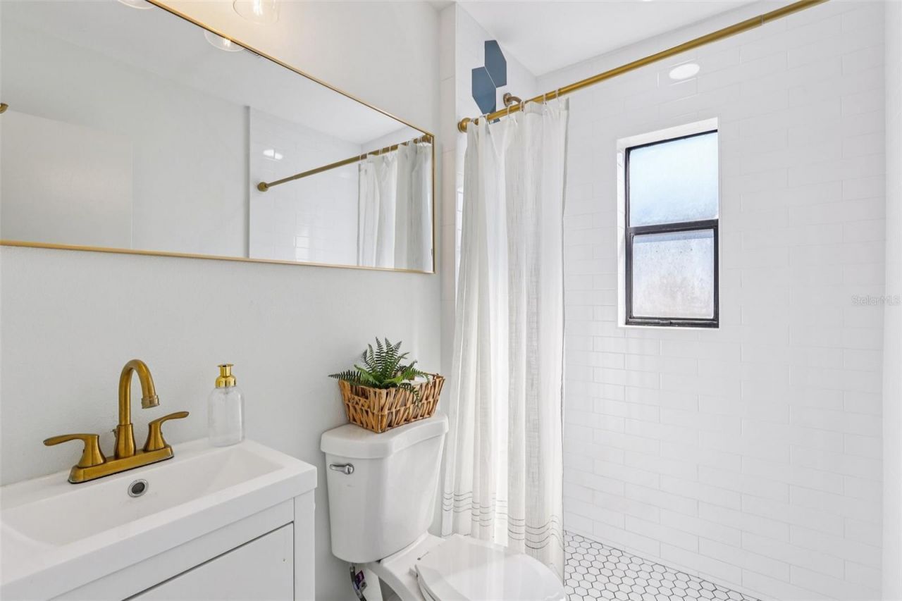 4432 W Mccoy Street, Tampa, FL 33616 Photo