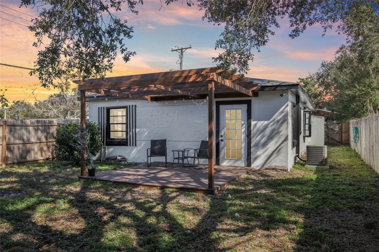 4432 W Mccoy Street, Tampa, FL 33616 Photo