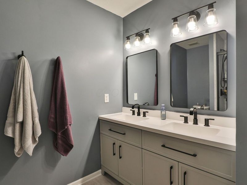 8628 Clover Glade Drive, Lewis Center, OH 43035 Photo 15