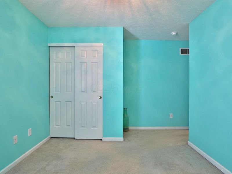 8628 Clover Glade Drive, Lewis Center, OH 43035 Photo 19