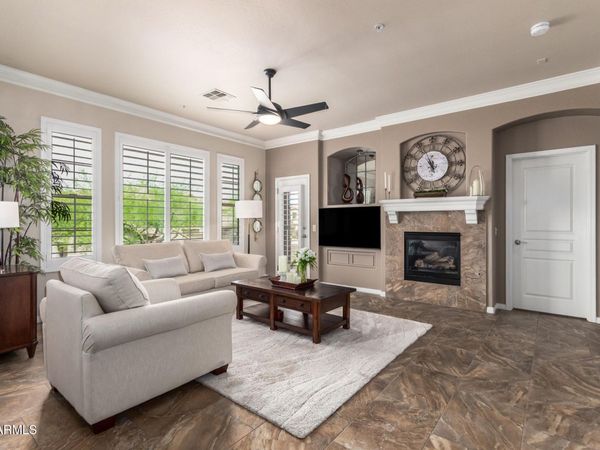 19475 N GRAYHAWK Drive, Unit 2121, Scottsdale, AZ 85255