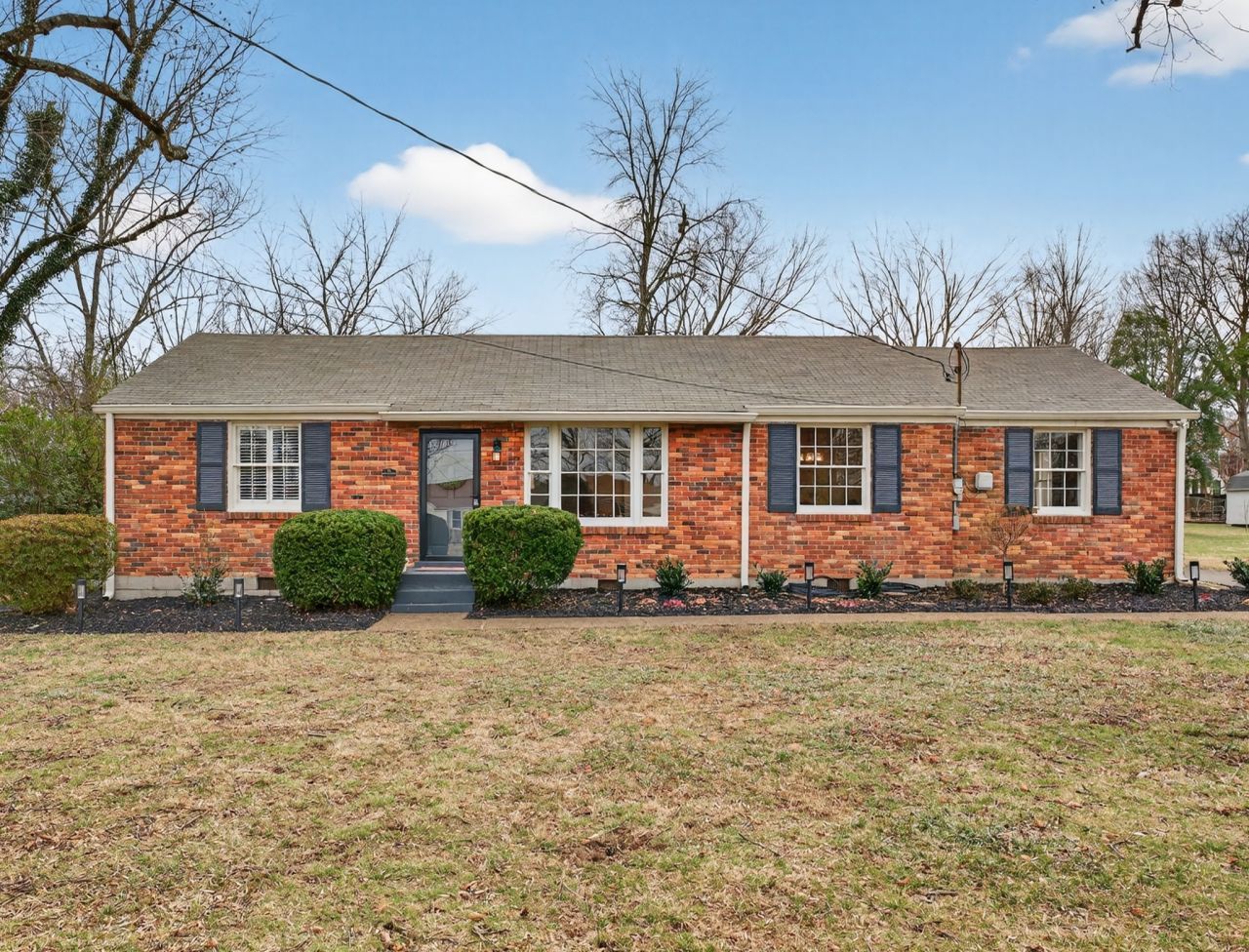515 Brentlawn Dr, Nashville, TN 37220 Main Photo