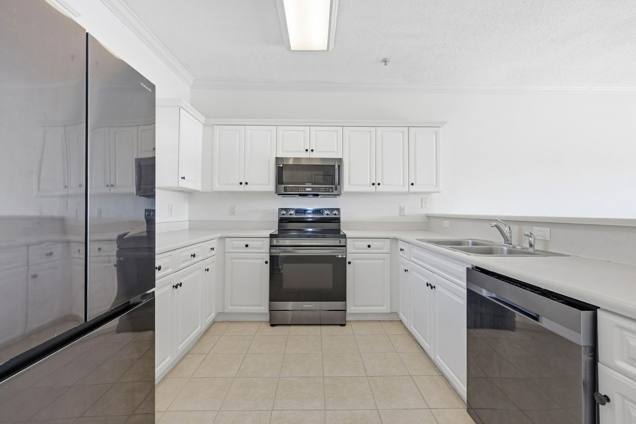 304 Kiskadee Loop Photo 4