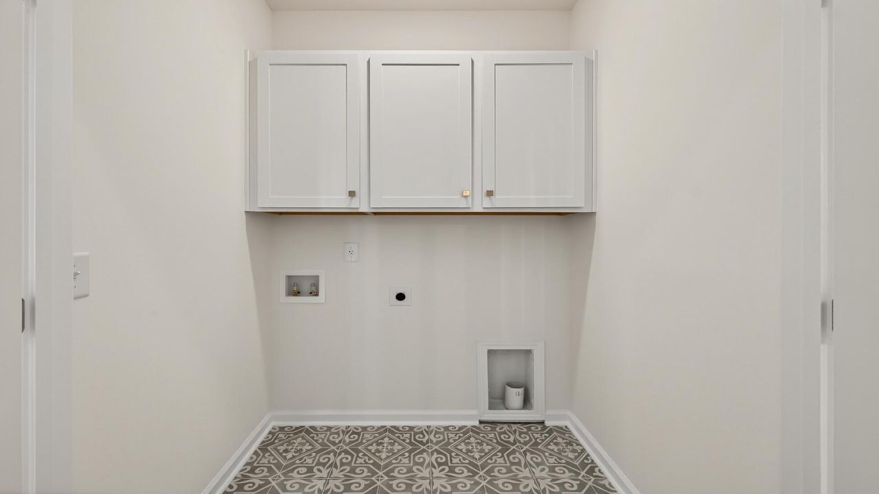 4436 Oakwood Avenue Photo 14