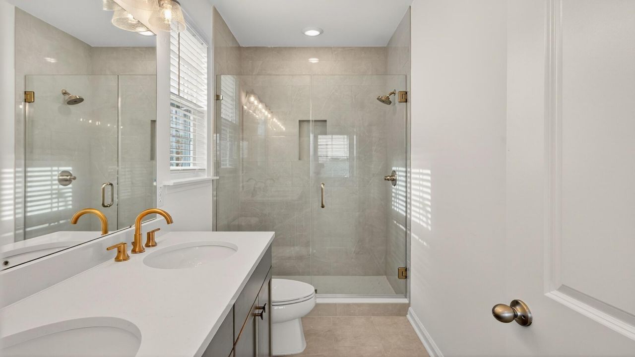 4436 Oakwood Avenue Photo 17