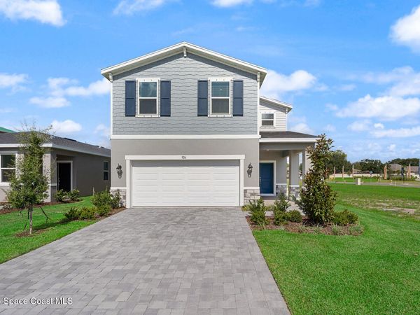 926 Castleford Avenue NE, Palm Bay, FL 32905