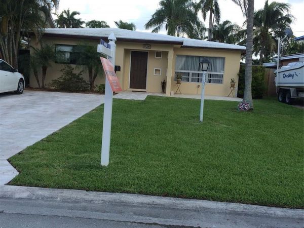 1126 Lincoln St, Hollywood, FL 33019