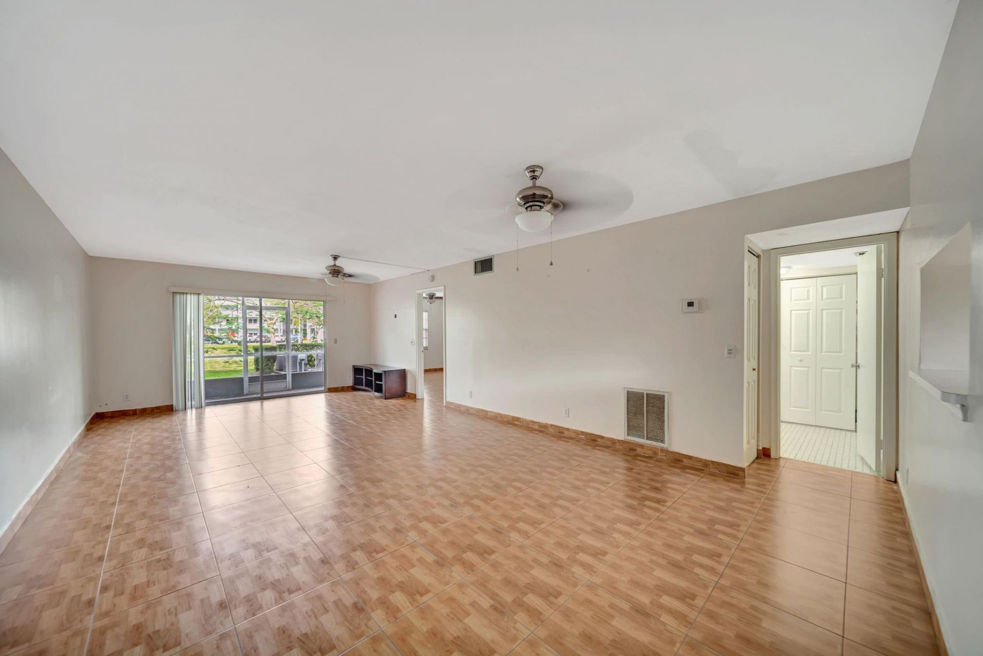 12701 SW 14th Street, Unit 106-J, Pembroke Pines, FL 33027 Photo