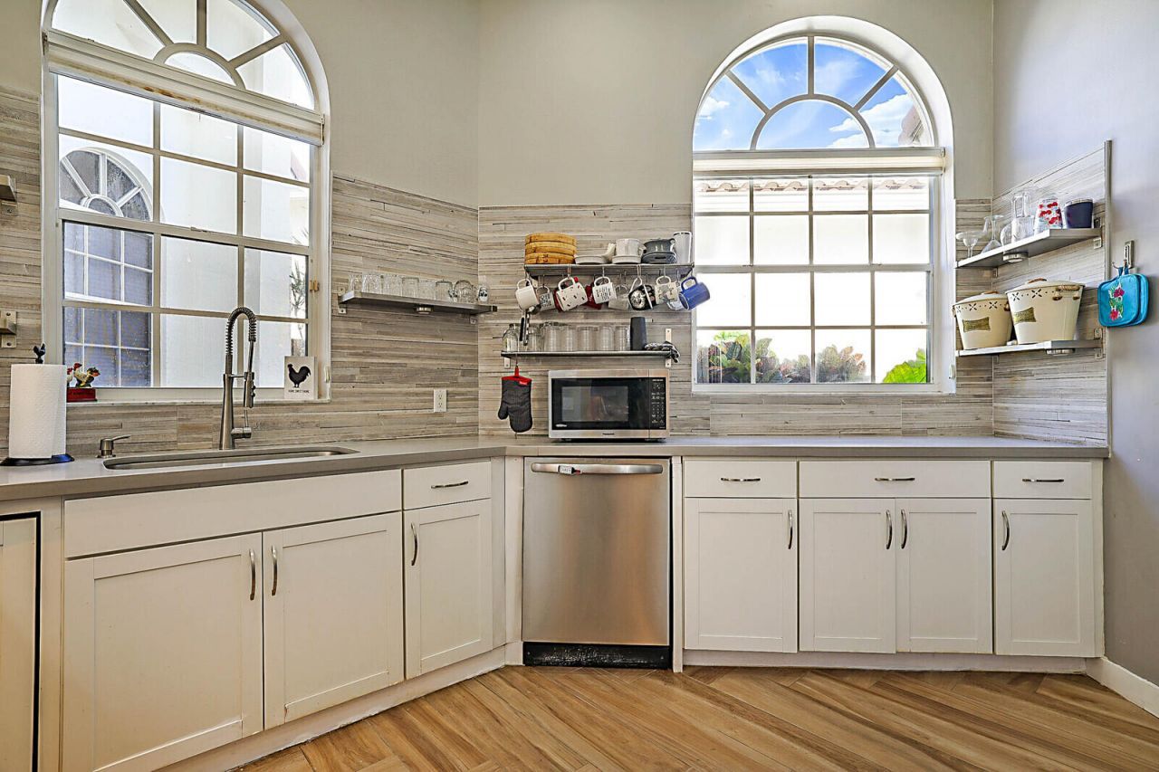 6655 NW 25th Avenue, Boca Raton, FL 33496 Photo