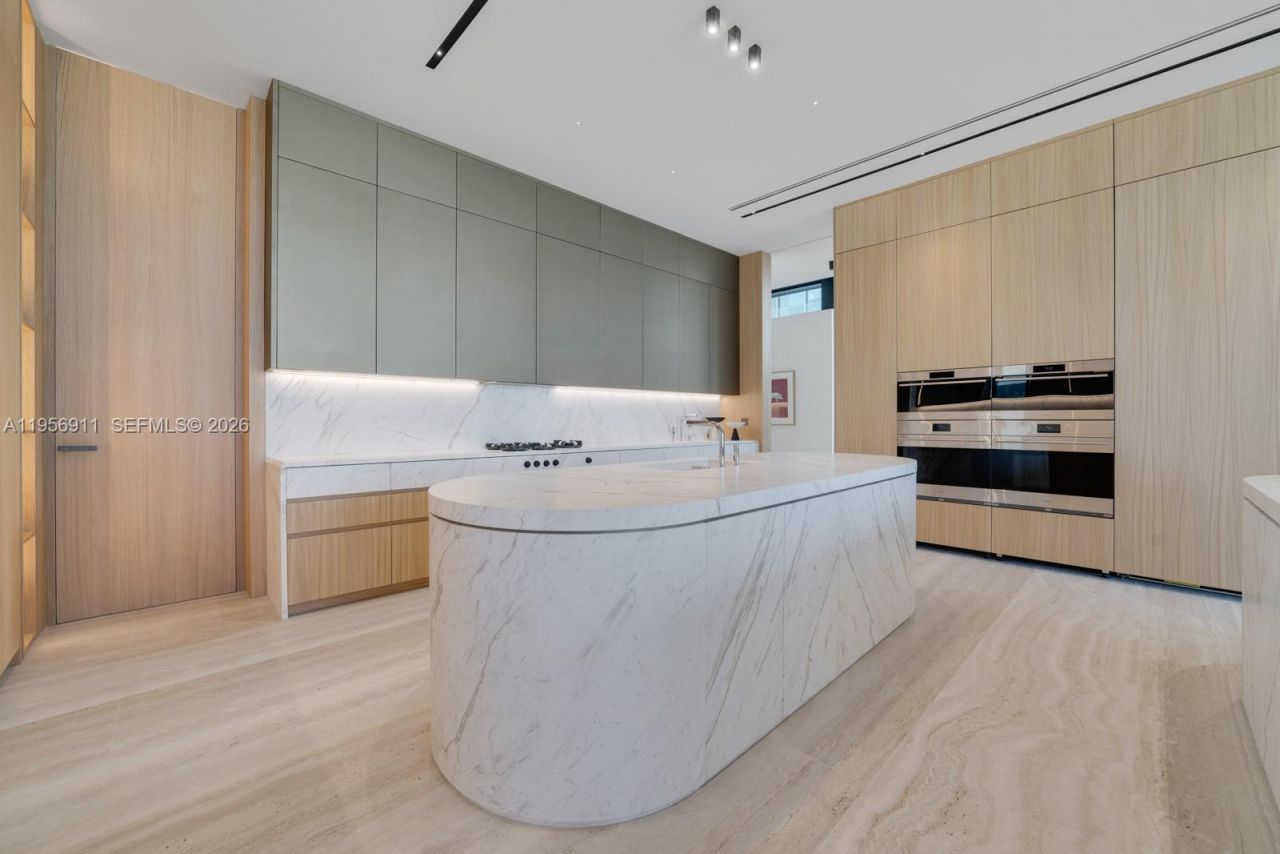 255 Ocean Blvd , Golden Beach, FL 33160 Photo