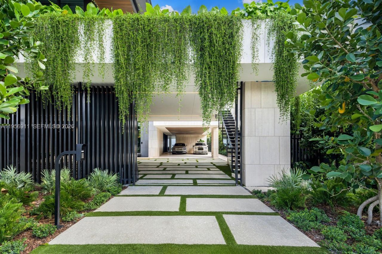 255 Ocean Blvd , Golden Beach, FL 33160 Photo