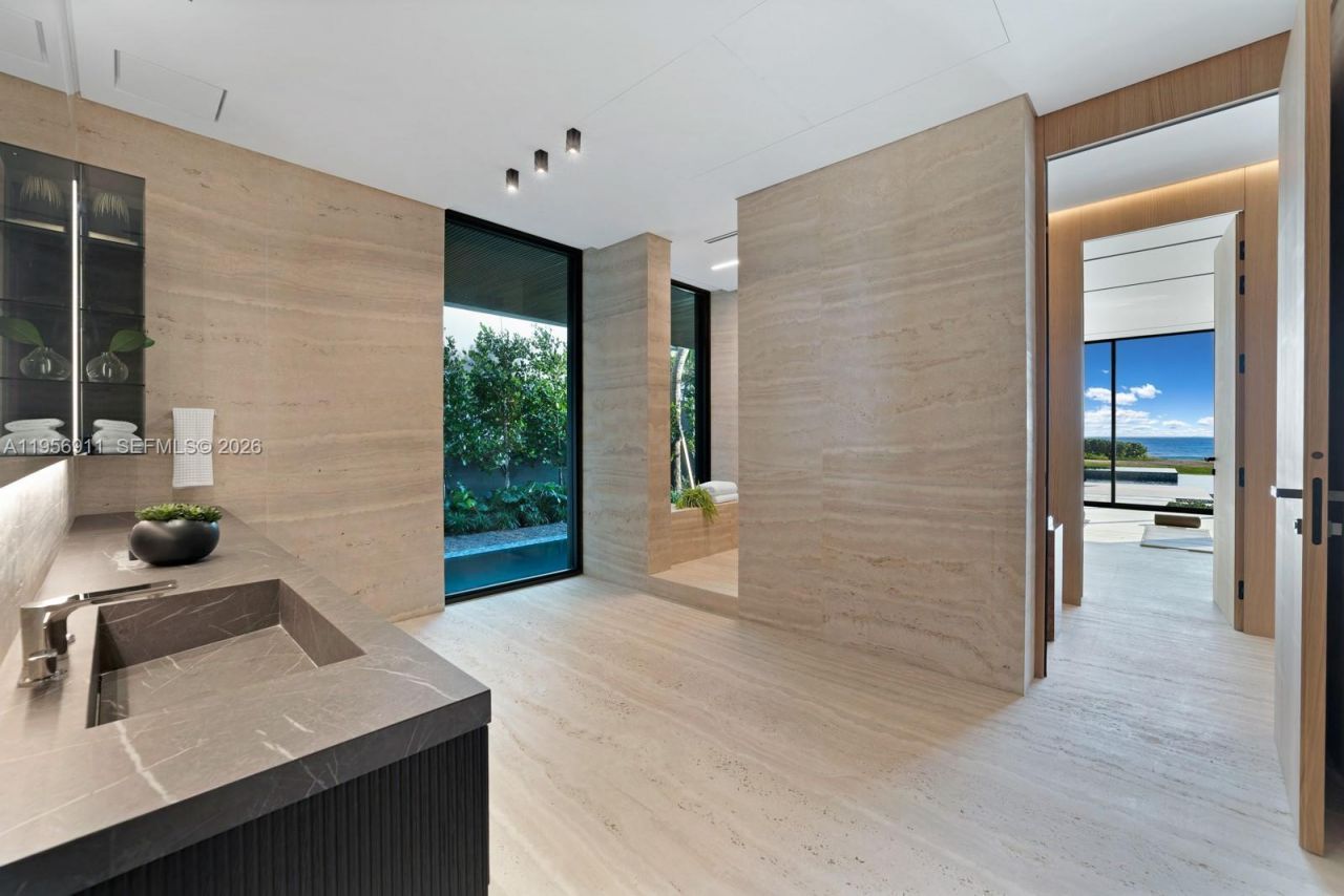 255 Ocean Blvd, Golden Beach, FL 33160 Photo