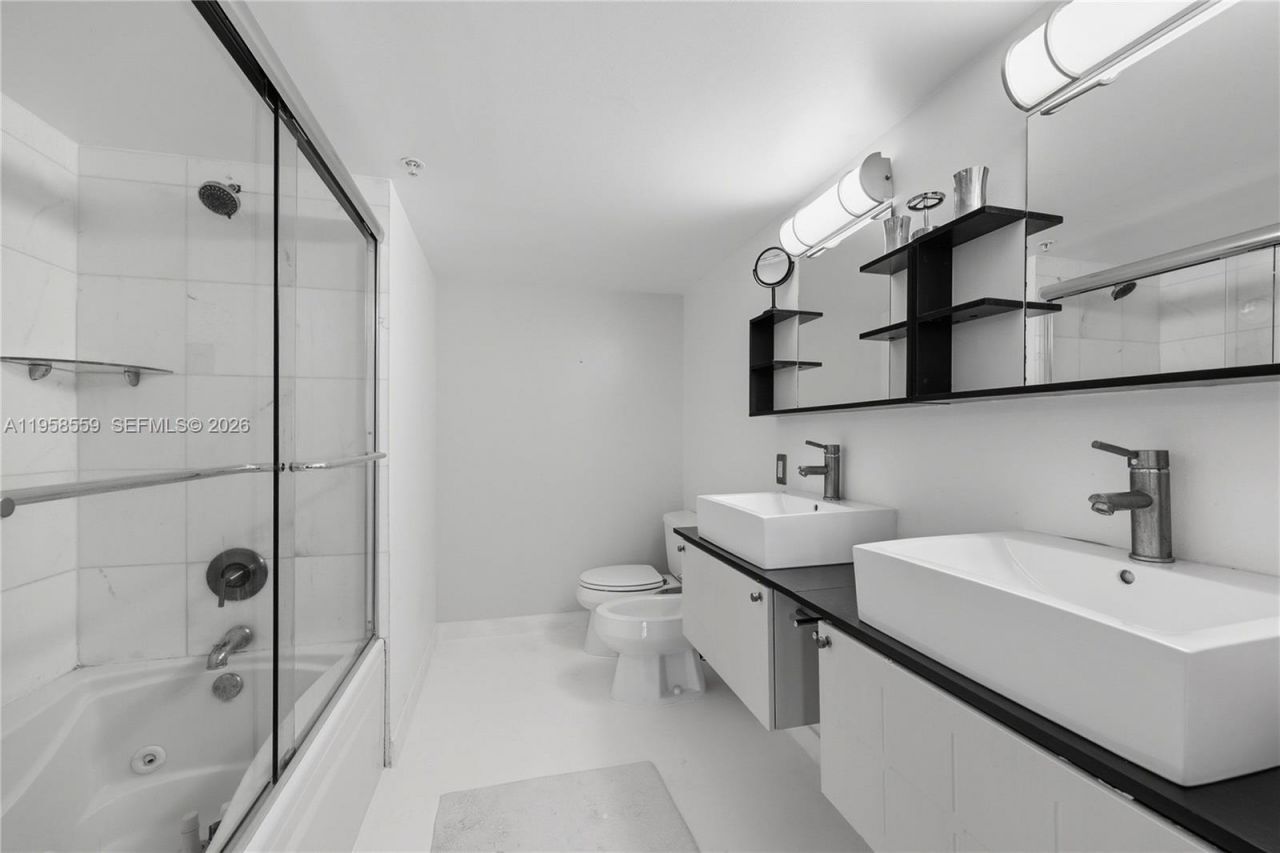 300 Euclid Ave , Unit 206, Miami Beach, FL 33139 Photo