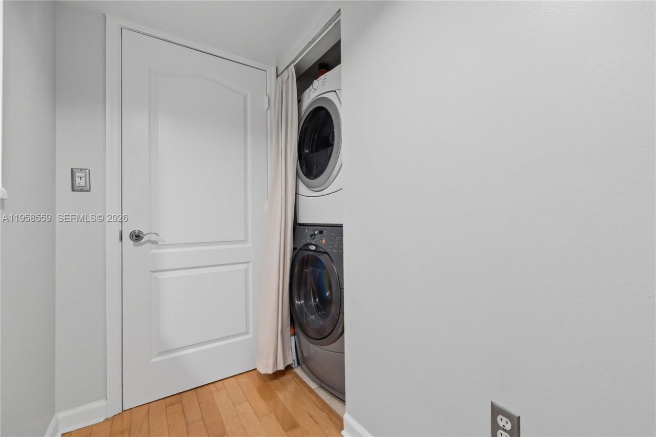 300 Euclid Ave , Unit 206, Miami Beach, FL 33139 Photo