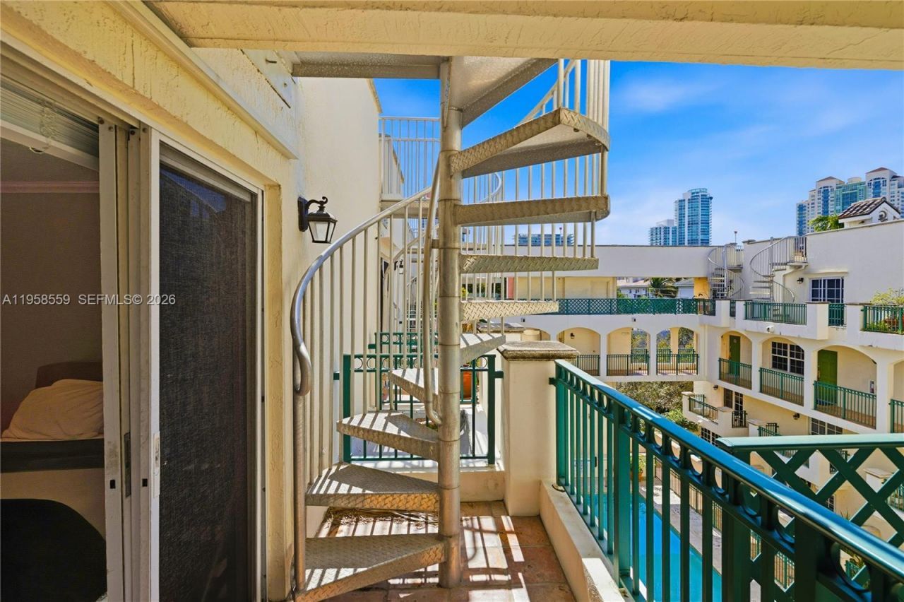 300 Euclid Ave , Unit 206, Miami Beach, FL 33139 Photo