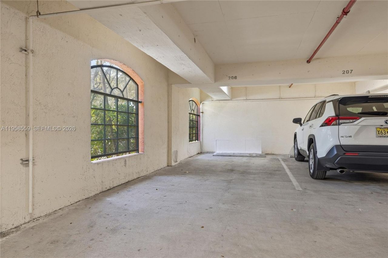 300 Euclid Ave , Unit 206, Miami Beach, FL 33139 Photo