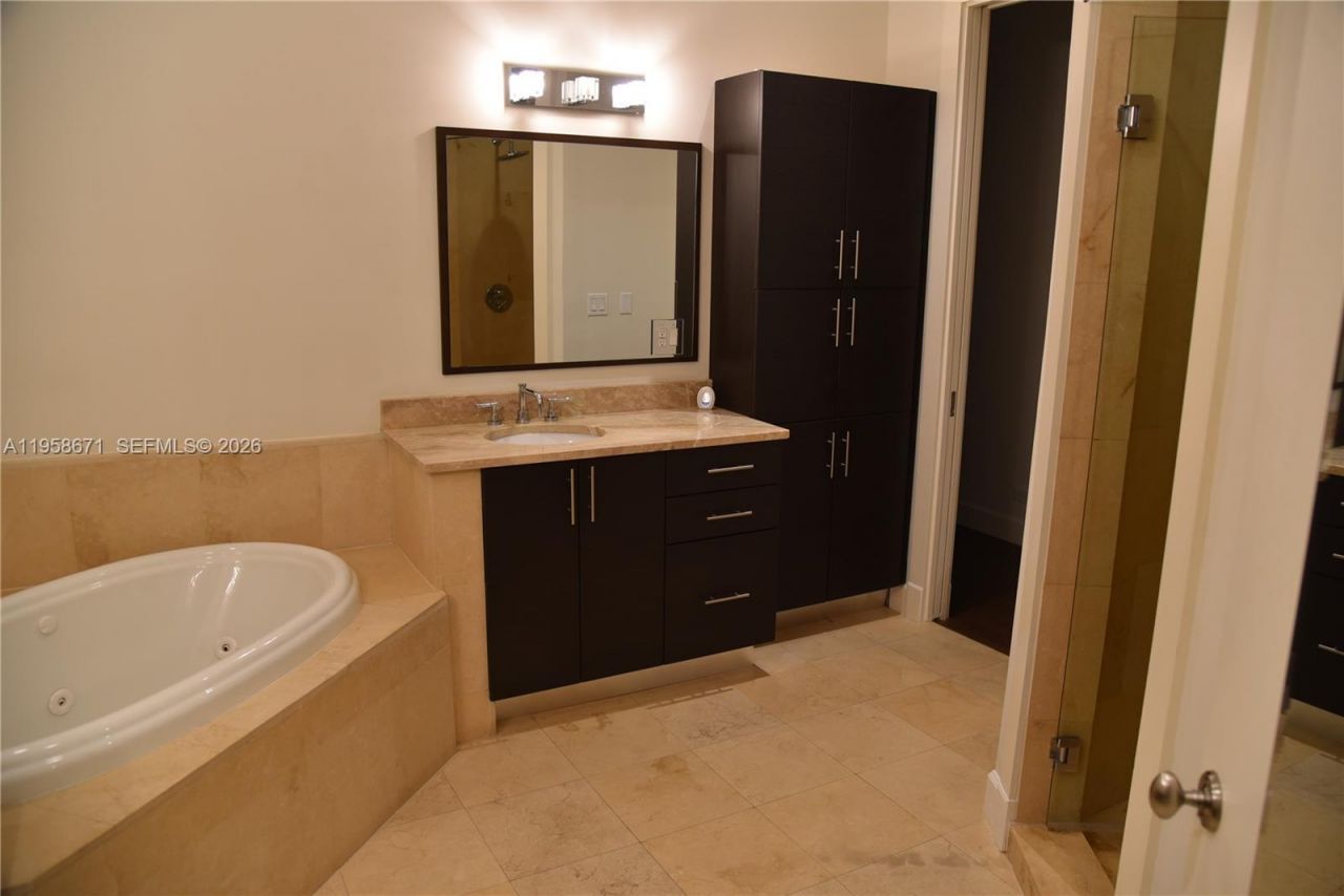 7560 SW 56th Ct, Miami, FL 33143 Photo