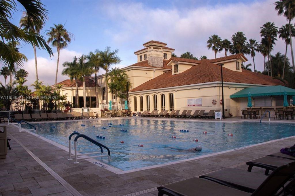 4780 NW 102nd Ave, Unit 103-11, Doral, FL 33178 Photo