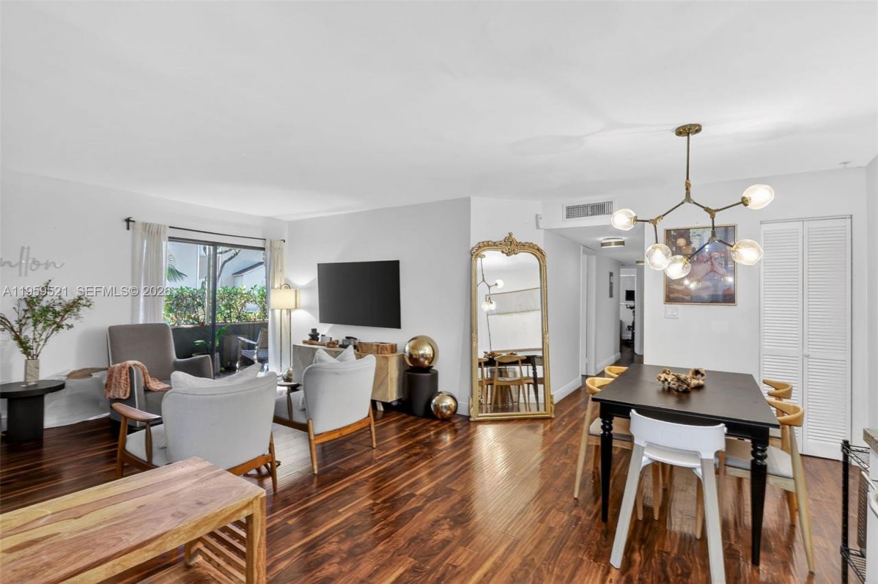 4780 NW 102nd Ave, Unit 103-11, Doral, FL 33178 Photo