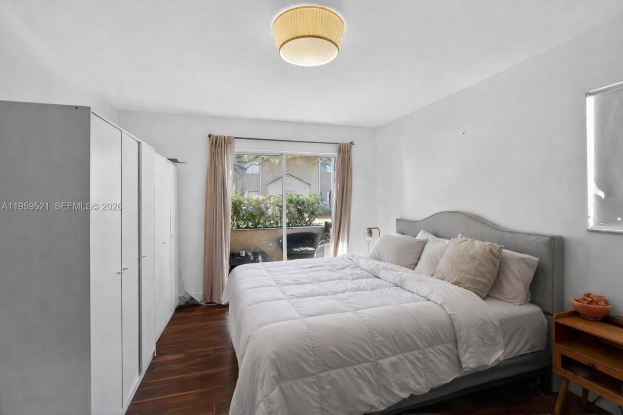 4780 NW 102nd Ave, Unit 103-11, Doral, FL 33178 Photo