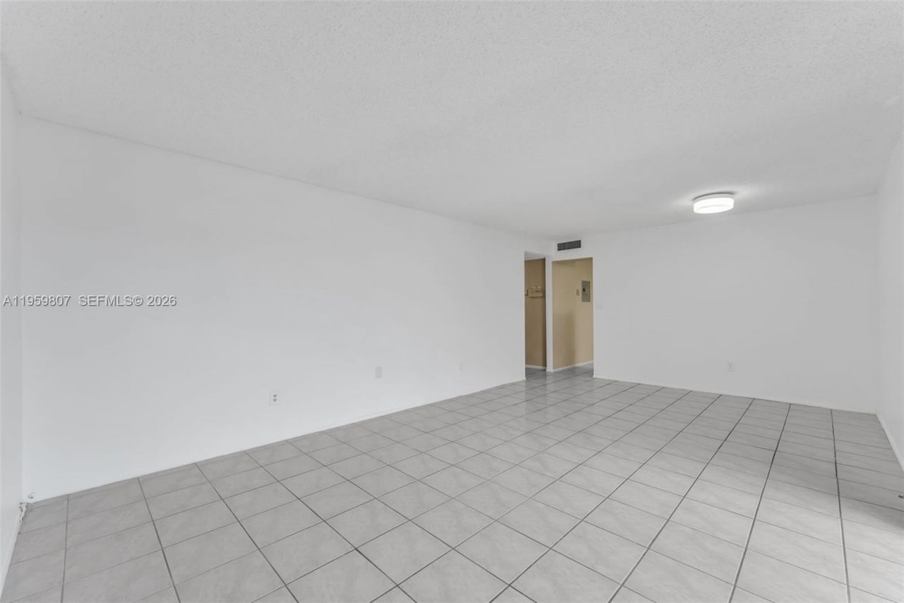 7725 SW 86th St, Unit A1-419, Miami, FL 33143 Photo