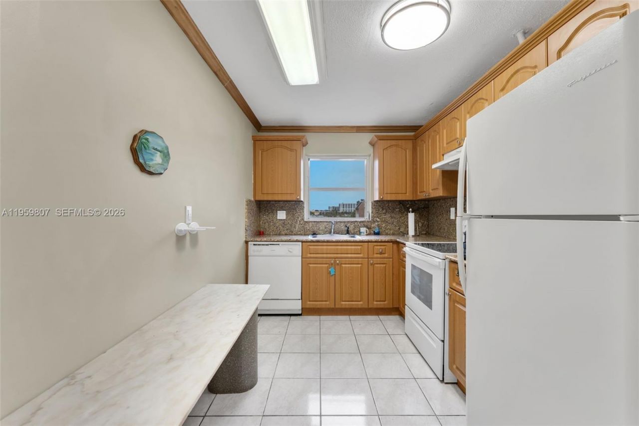 7725 SW 86th St, Unit A1-419, Miami, FL 33143 Photo