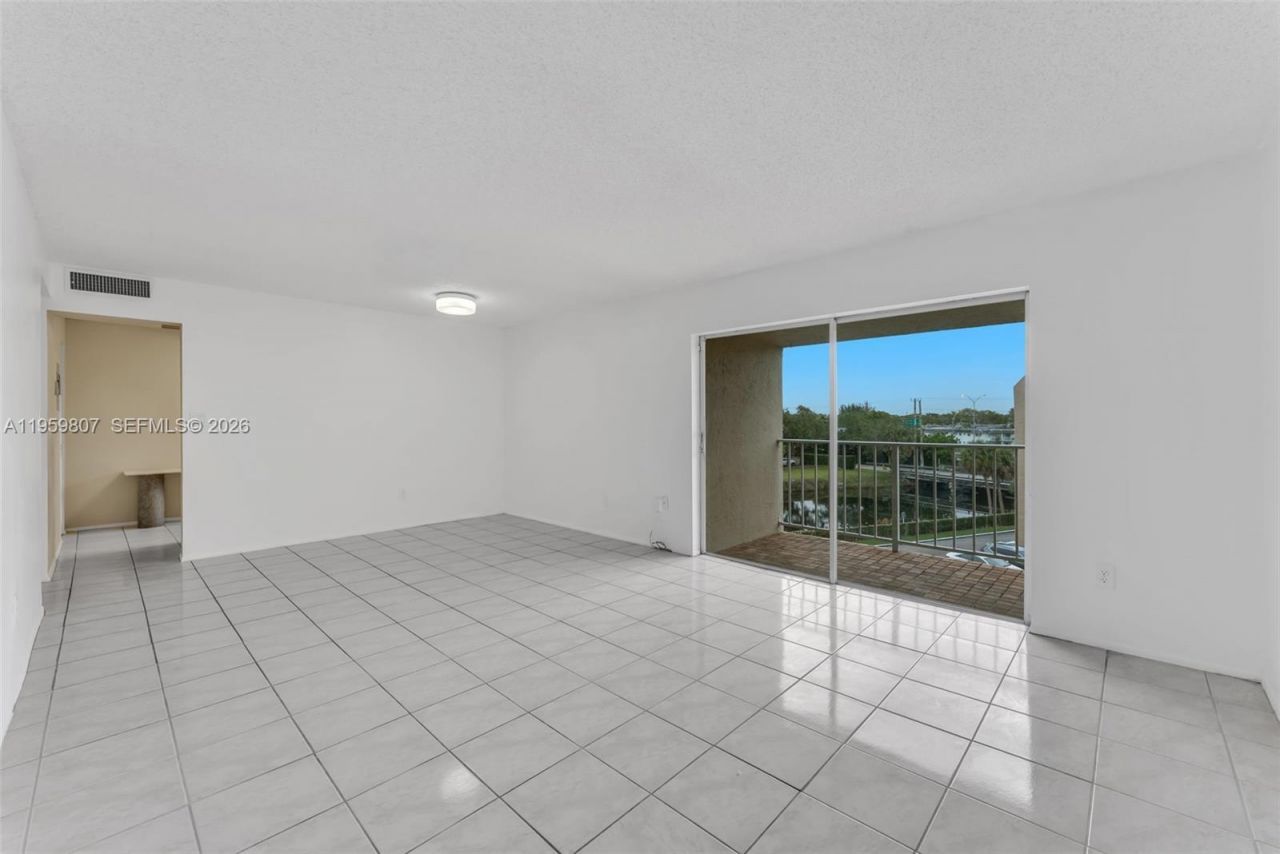 7725 SW 86th St, Unit A1-419, Miami, FL 33143 Photo