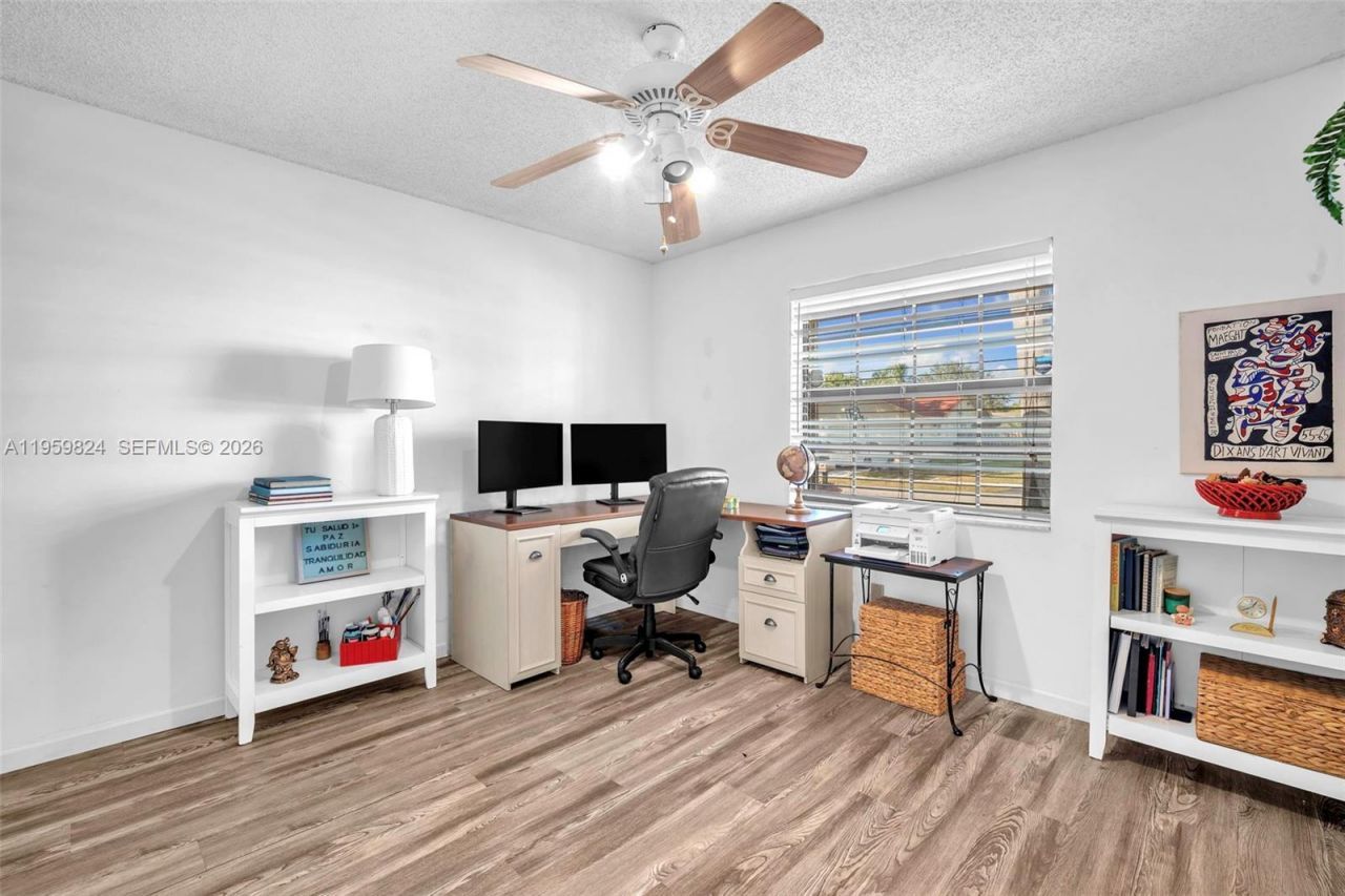 9300 NW 32nd Mnr, Sunrise, FL 33351 Photo