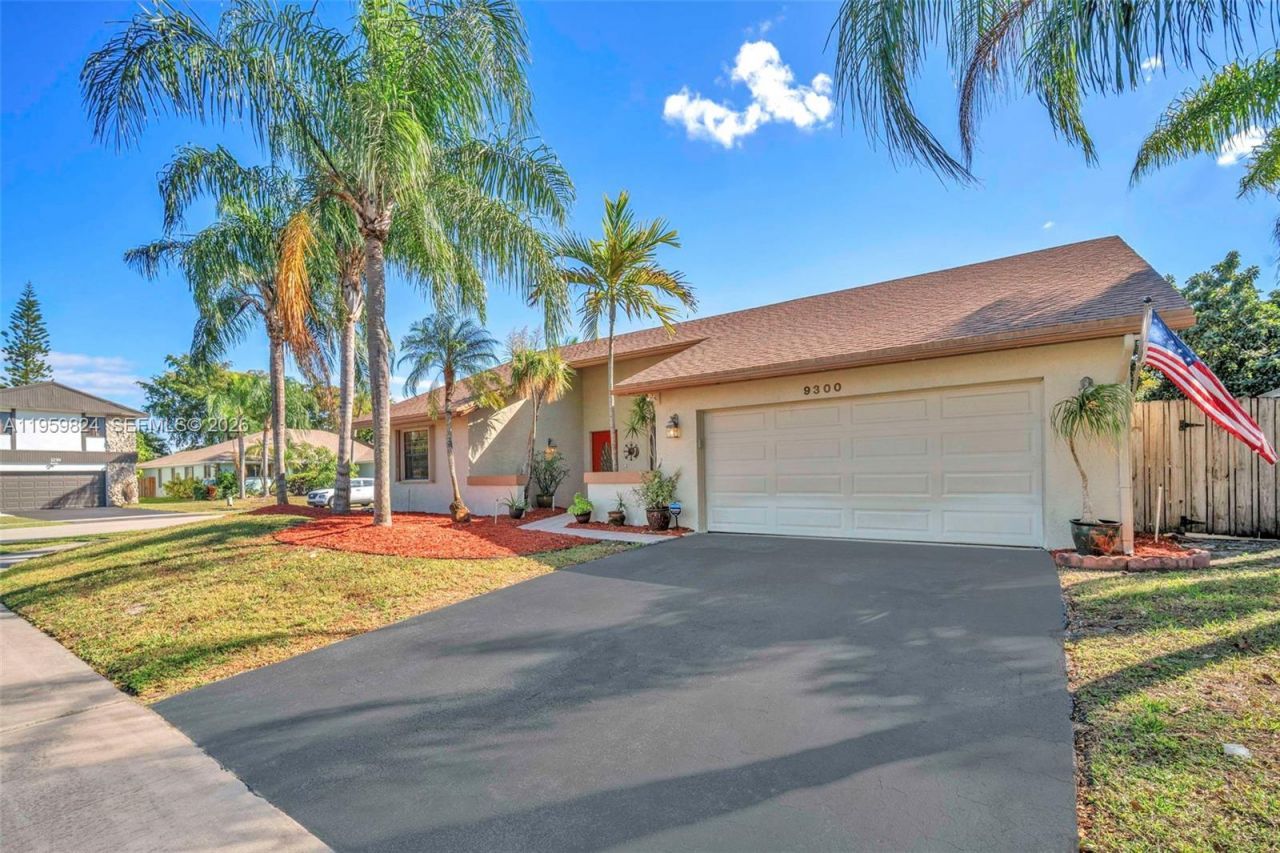9300 NW 32nd Mnr, Sunrise, FL 33351 Photo