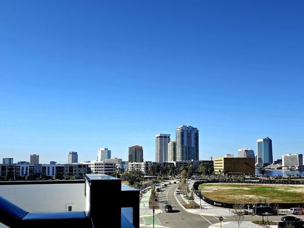 2016 PRUDENTIAL Drive, Jacksonville, FL 32207