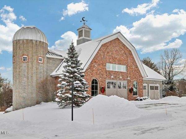 331 Vly Road, Niskayuna, NY 12309