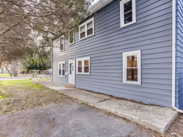 Unit 1N, Geneva, IL 60134