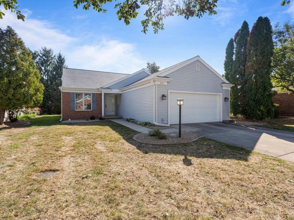 2410 Stillwater Drive, Champaign, IL 61821