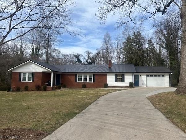 222 Westover Drive, Lexington, NC 27292