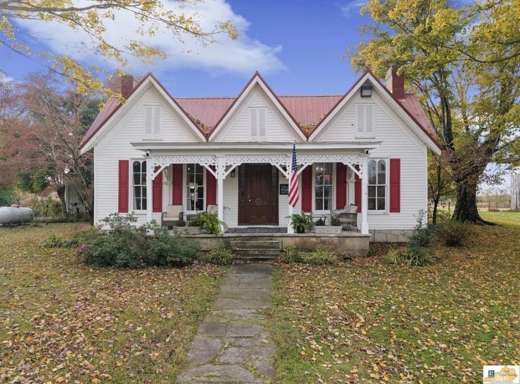 6015 Lonoke Road, Horse Cave, KY 42749 Main Photo