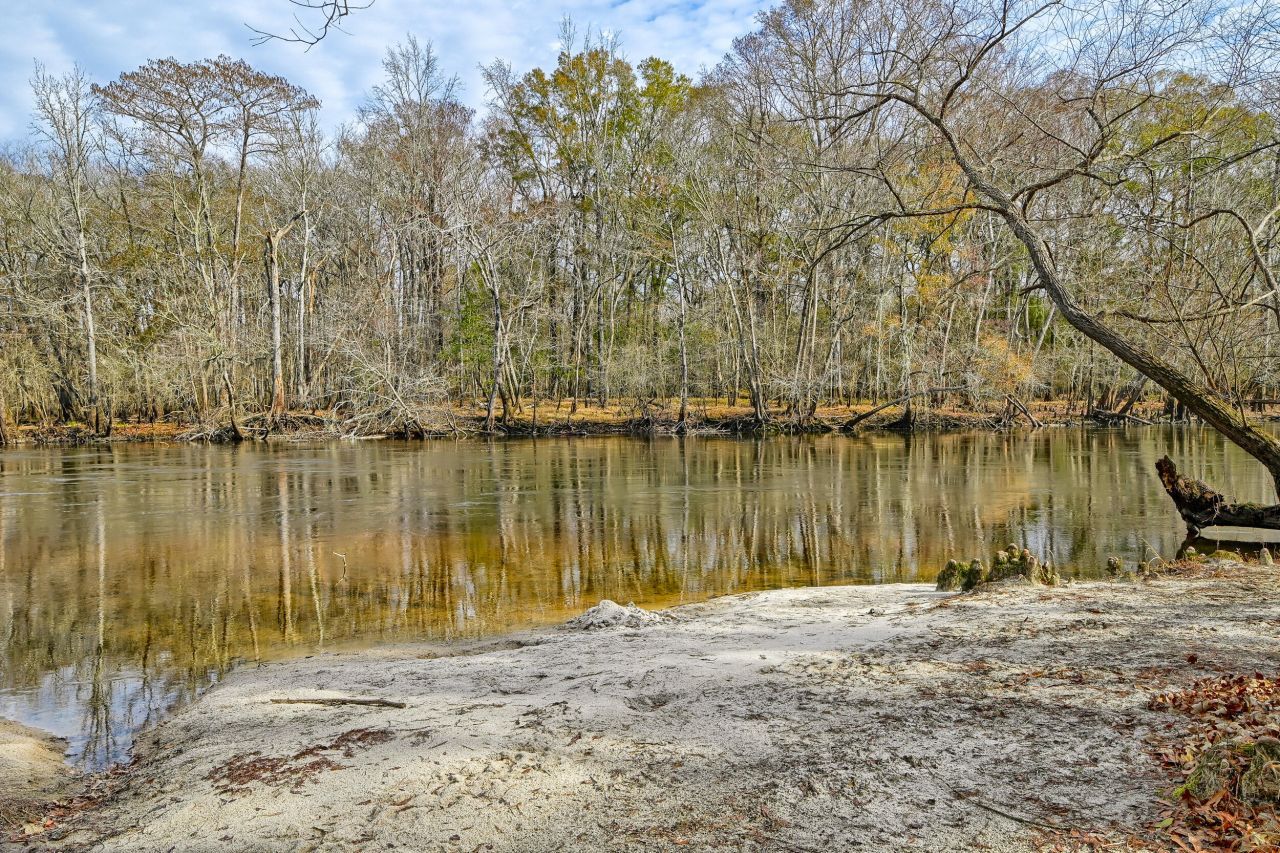 519 Meeting House Lane Photo 21