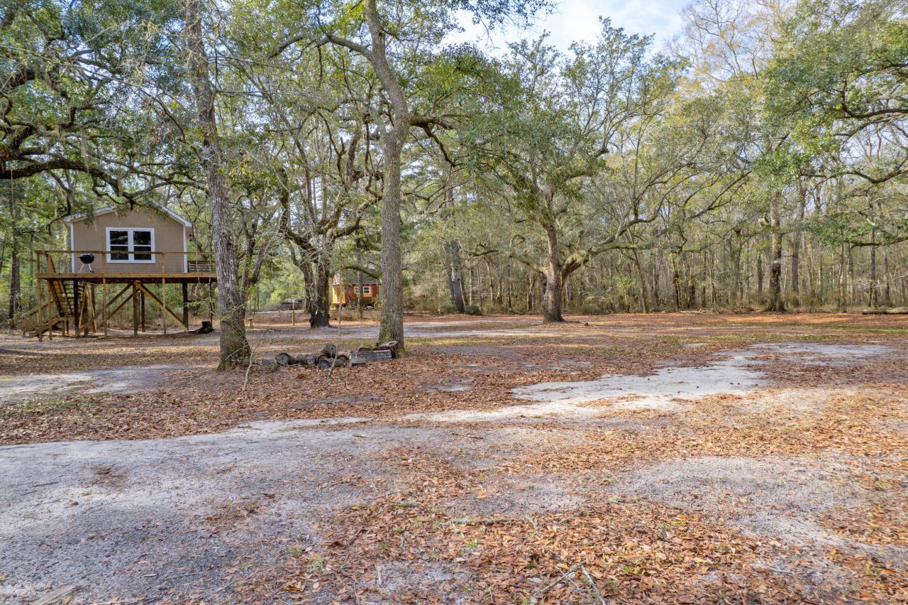 519 Meeting House Lane Photo 30