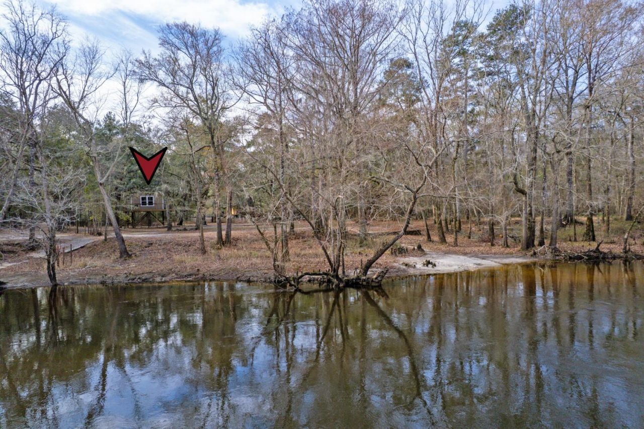 519 Meeting House Lane Photo 32