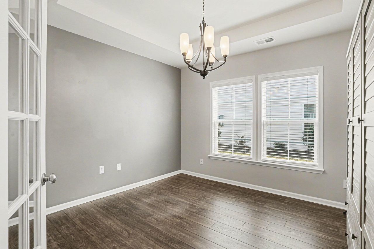 202 Pavilion Street Photo 10