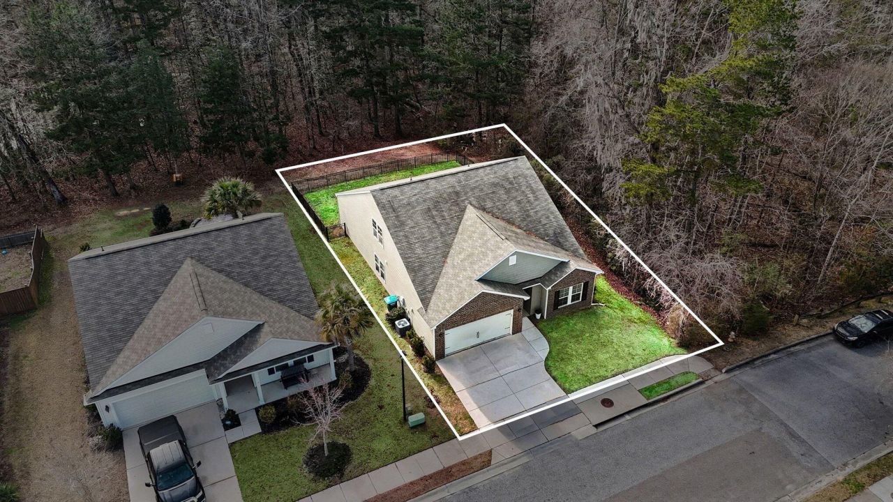 202 Pavilion Street Photo 35