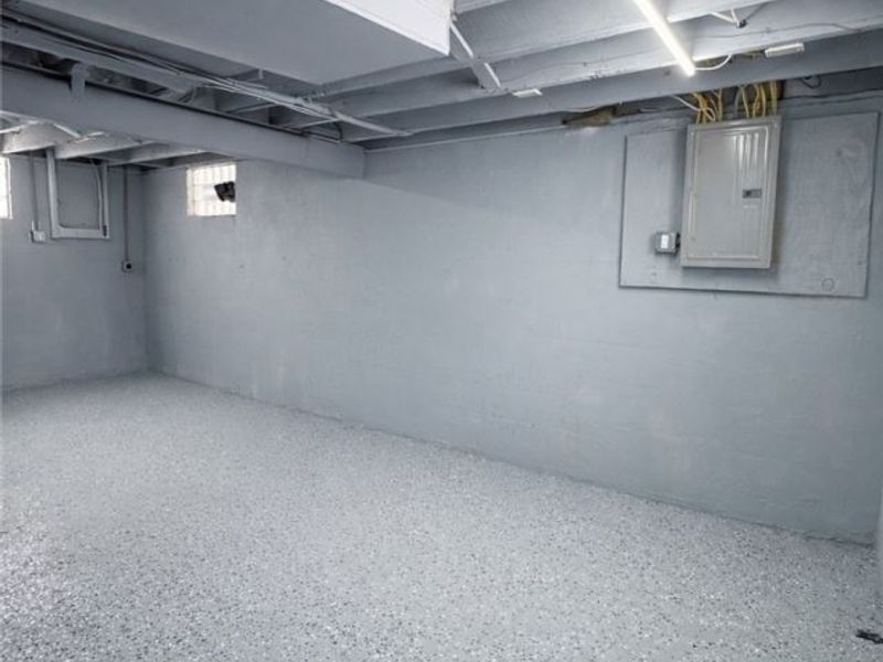 12706 Bartfield Avenue, Cleveland, OH 44108 Photo 16