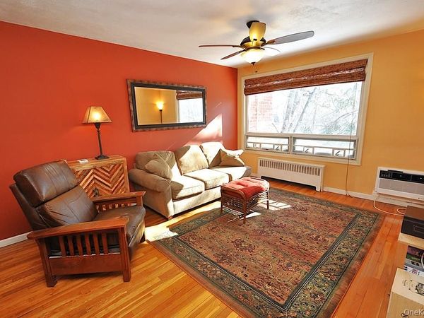 4 Wildwood Road, Unit A8, Hartsdale, NY 10530