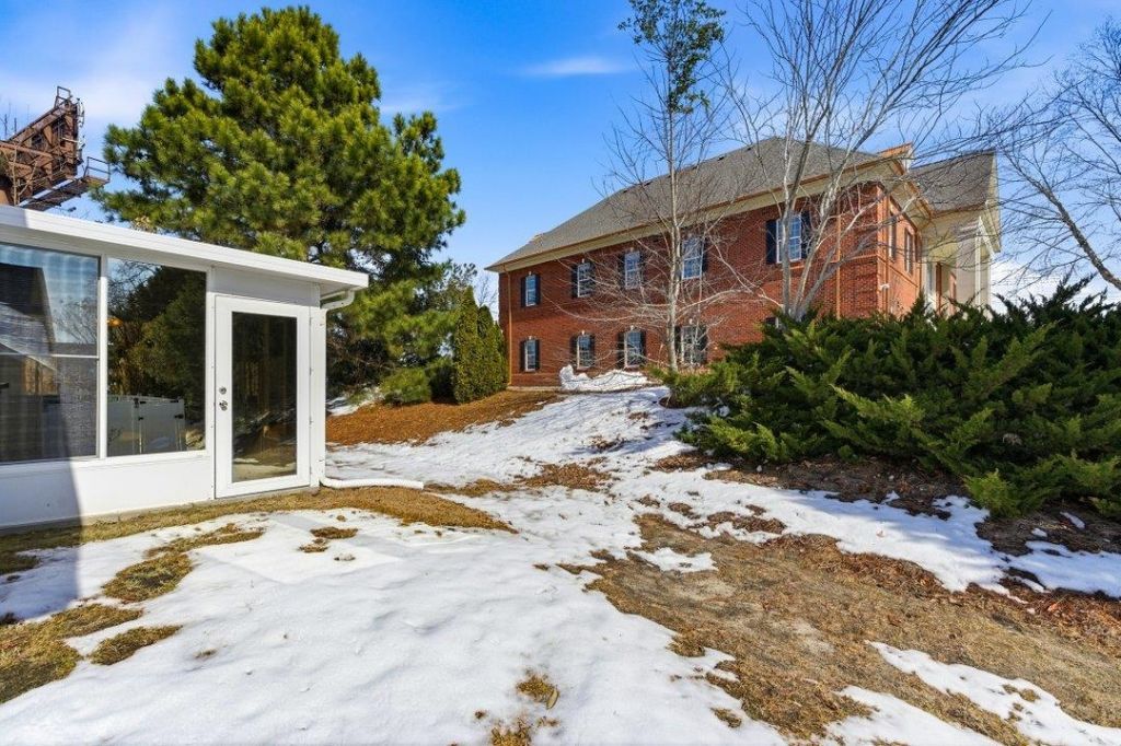 4225 Rivergate Ln. Photo 31