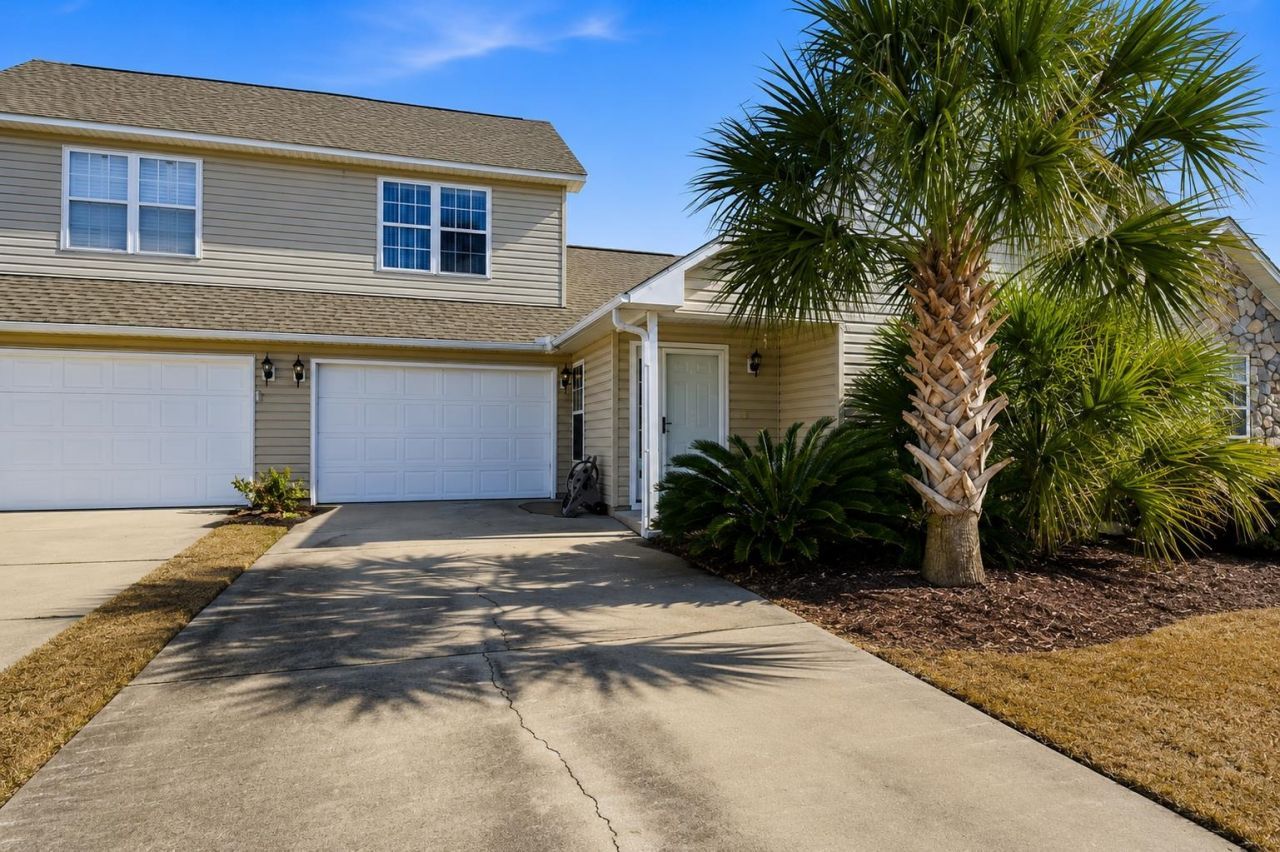 4225 Rivergate Ln. Photo 6