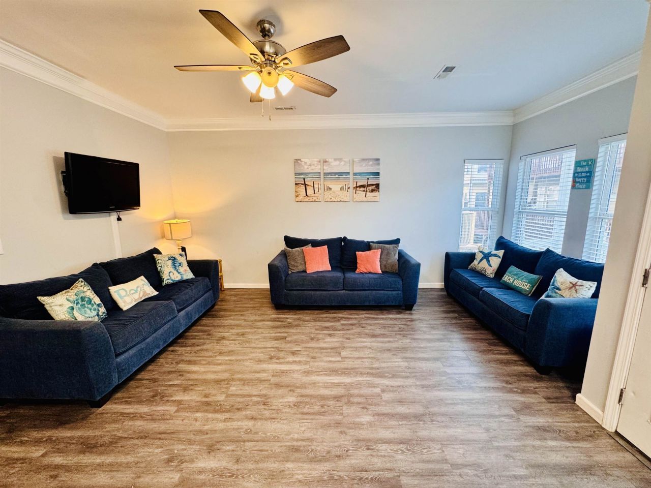 6001 - 1045 S Kings Hwy. Photo 12