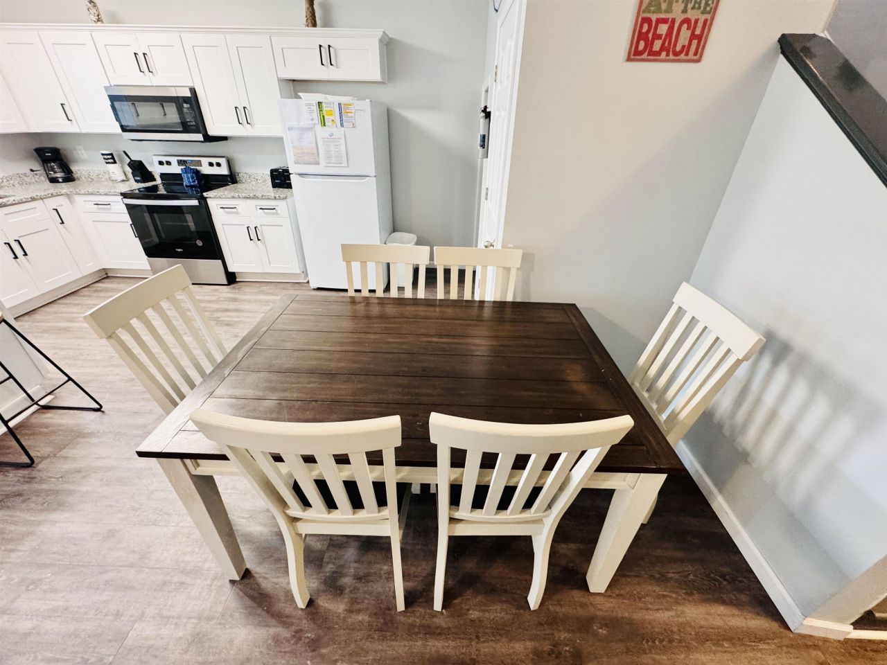 6001 - 1045 S Kings Hwy. Photo 16