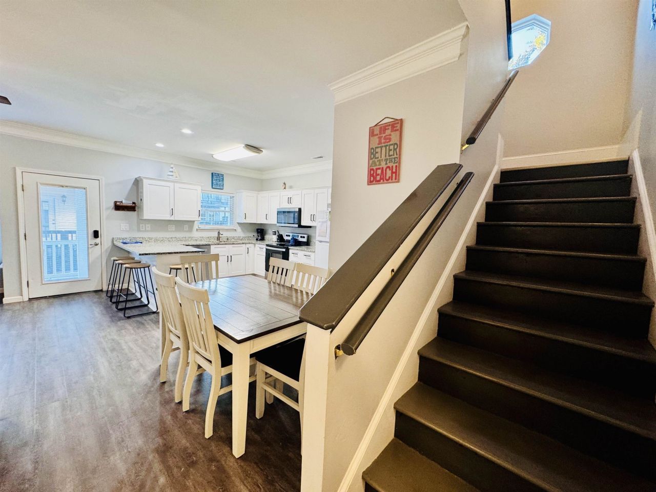 6001 - 1045 S Kings Hwy. Photo 23