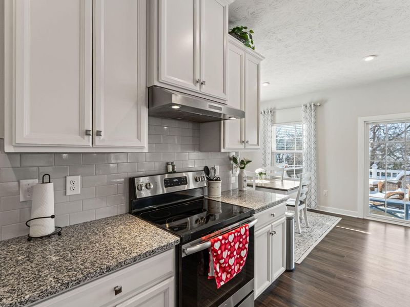 899 Cedar Grove Drive, Tipp City, OH 45371 Photo 10